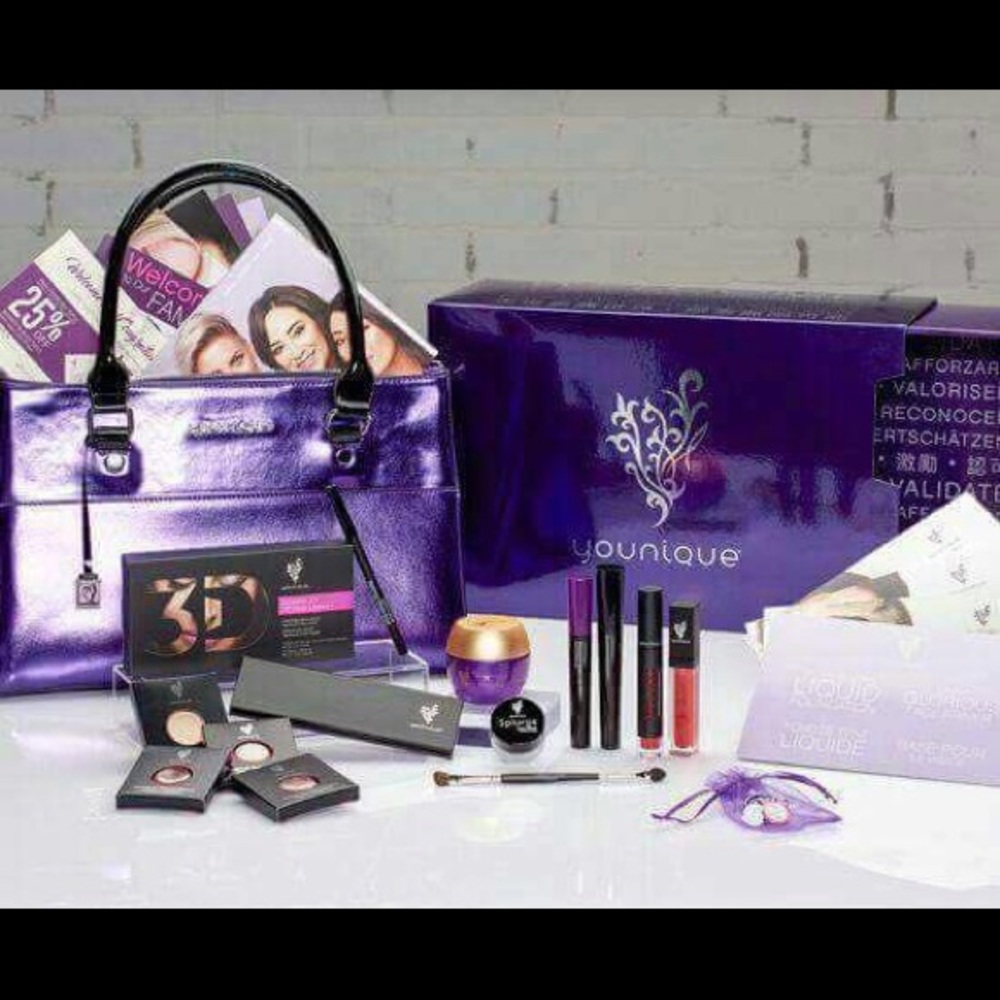 Need 2 ladies who want this kit and get paid💜💜